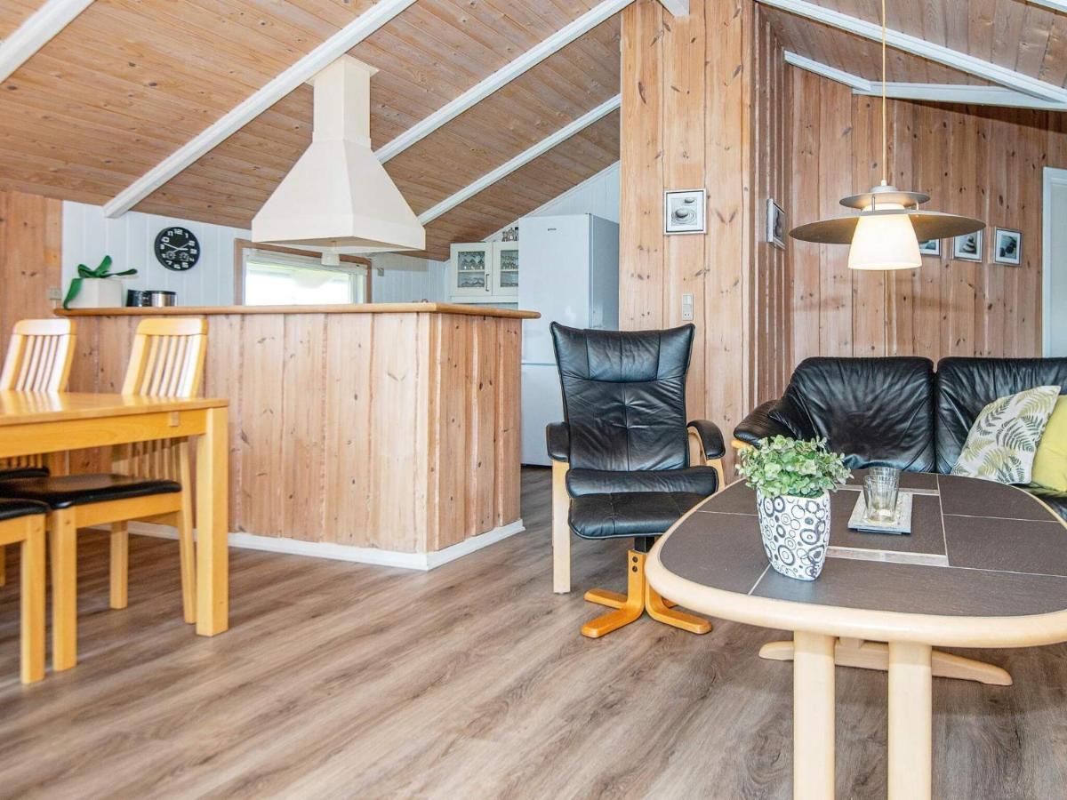 6 Person Holiday Home In R M Bolilmark Eksteriør billede